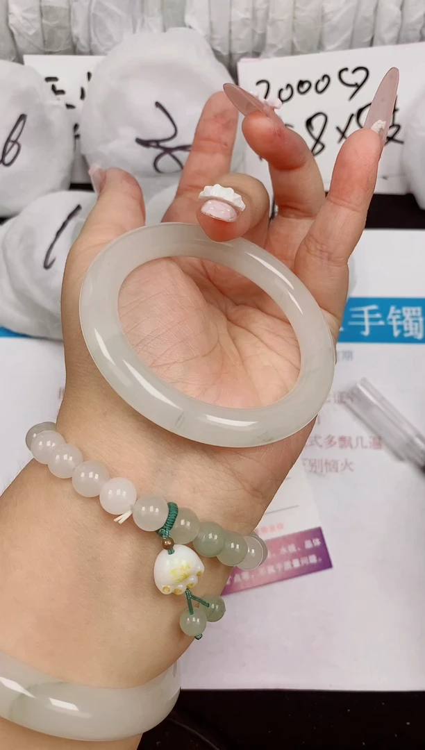 石英质玉手镯未镶嵌247/54-55