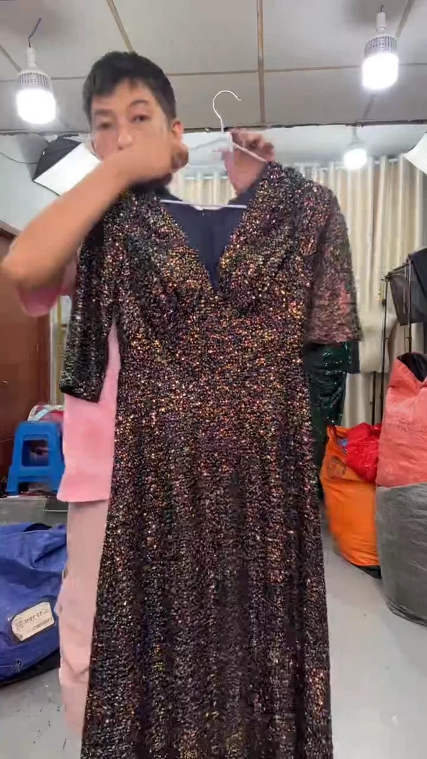 二蛋礼服=断码清仓