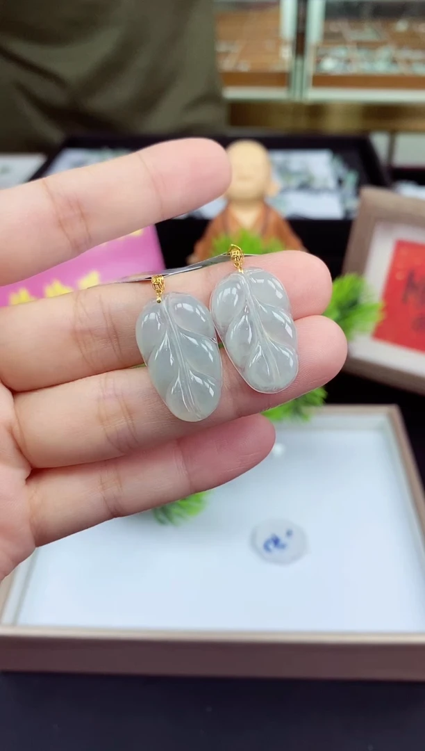吊坠(不含链)18K金镶嵌翡翠叶子多样性发其一@@CMT1474-5