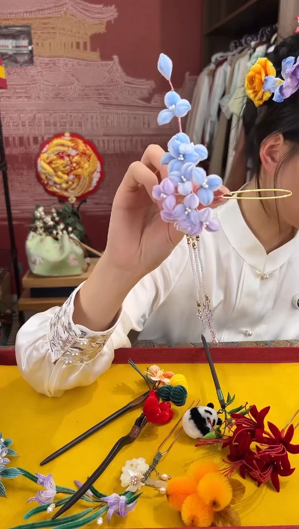刺绣非遗绒花（发饰）