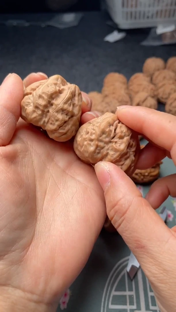 把件文玩核桃w199  蛤蟆头40尺