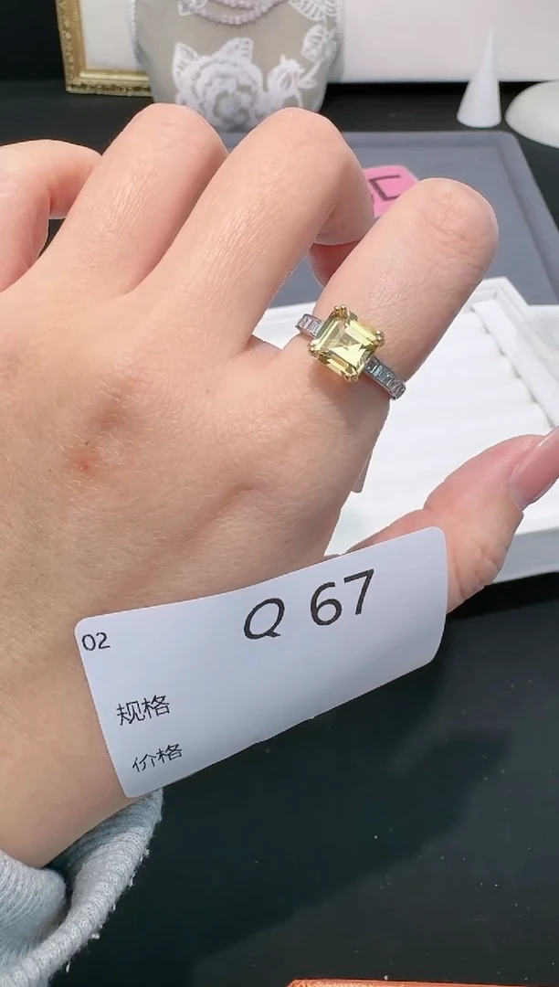 【闪购商品】水晶戒指银S925镶嵌多样性发一Q67