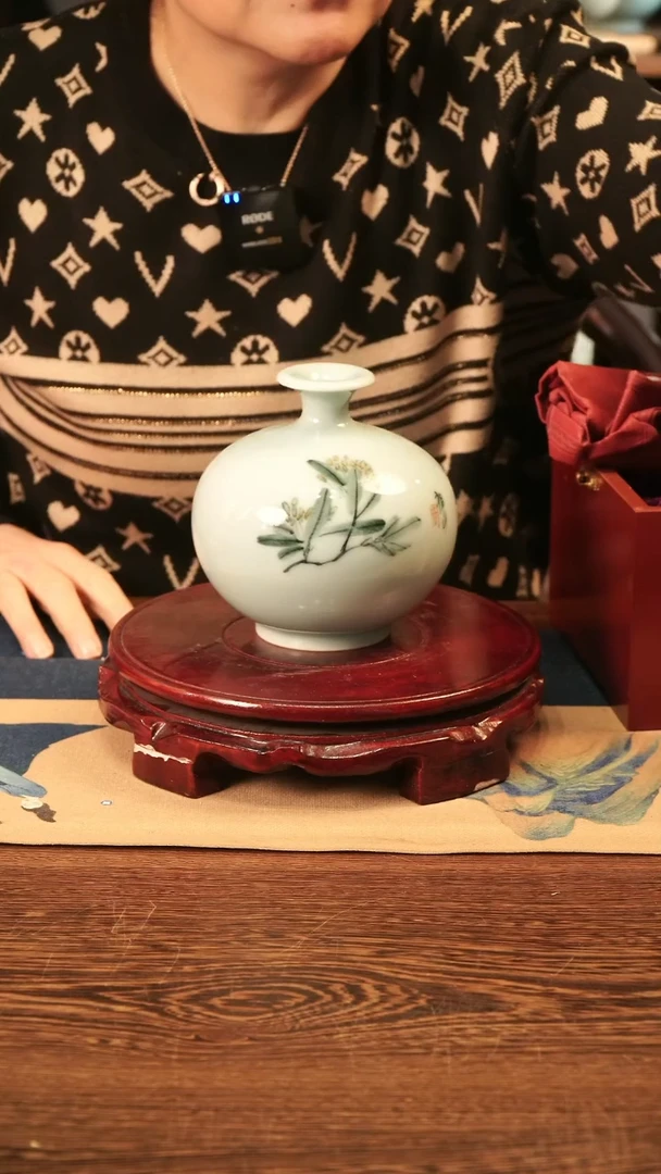 【闪购商品】釉中彩 桂花画 小果瓶B