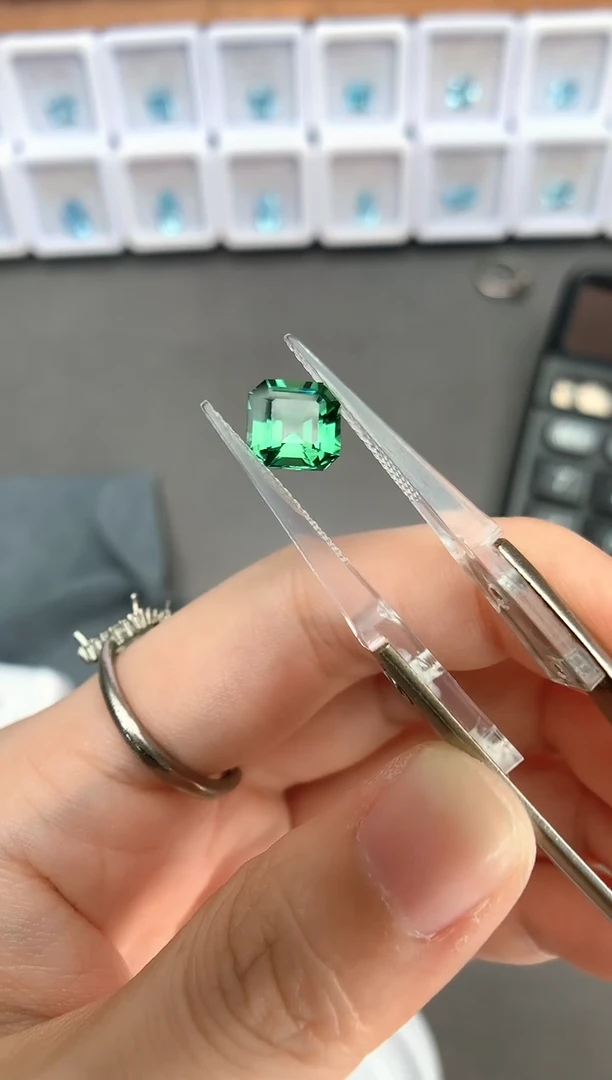未镶嵌裸石定制碧玺2.11ct