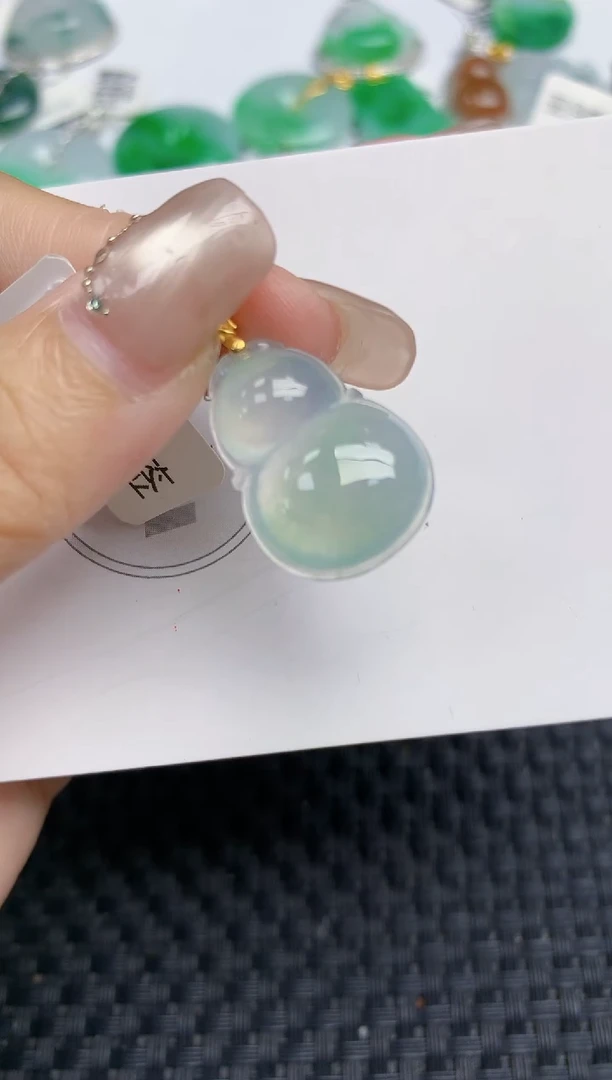 颈饰18K金镶嵌翡翠天然缅甸A货翡翠百元以上9元证书费自理