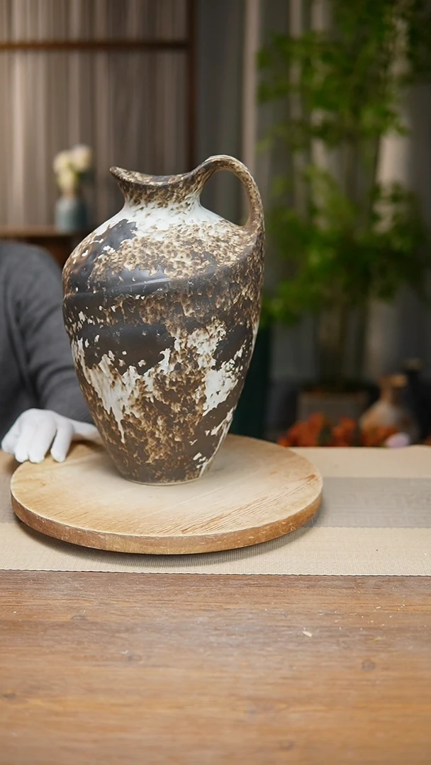 【闪购商品】陶瓷   花器诧寂黑奶壶