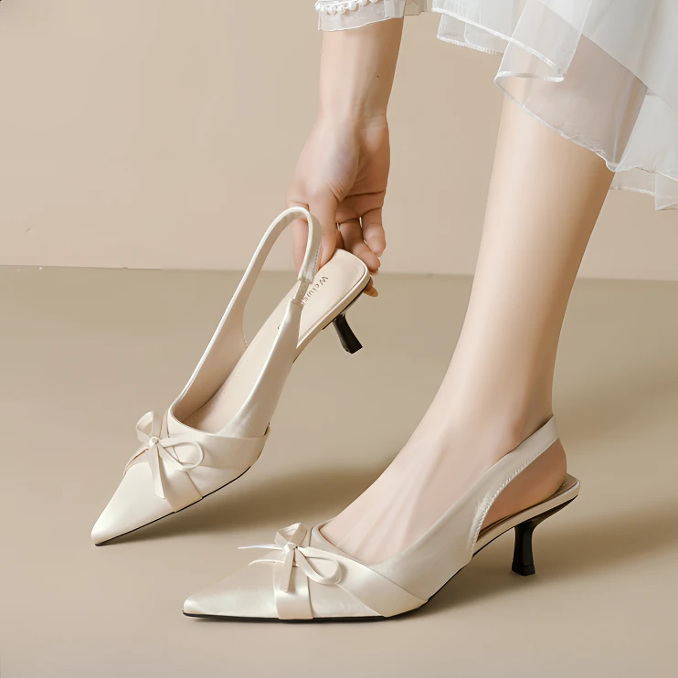 百搭白色不累脚细跟高跟女鞋气质精致蝴蝶结浅口绝美时尚女凉鞋