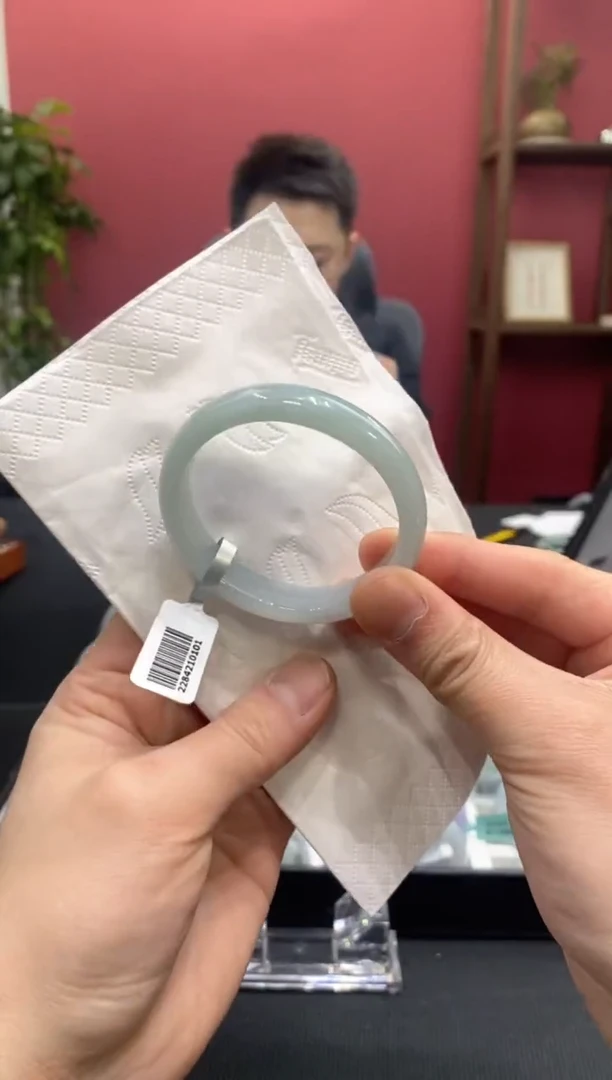 【闪购商品】翡翠手镯未镶嵌00004874