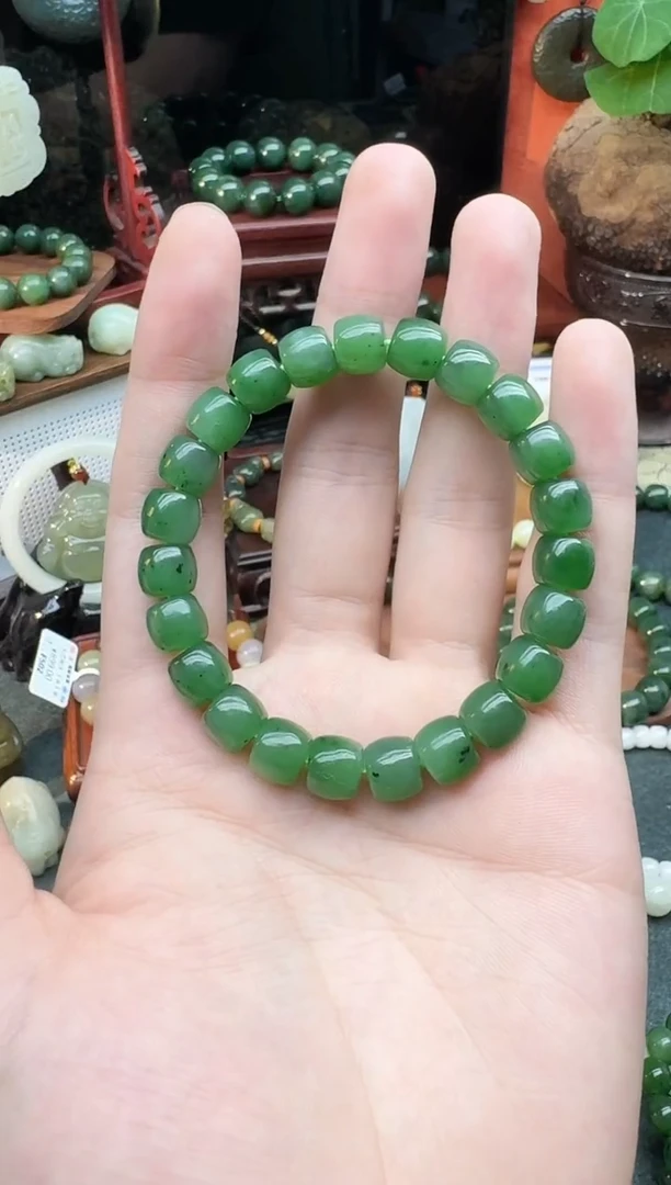 未镶嵌手链和田玉沁*9MM   碧玉直切  012