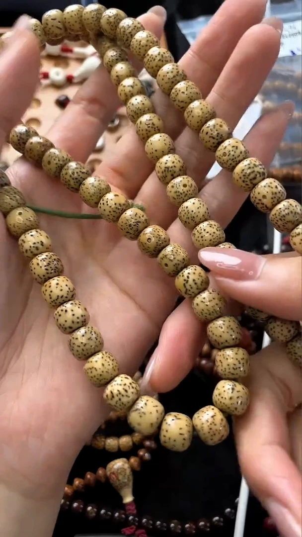 吊坠星月菩提精工级陈籽桶珠10*9长串