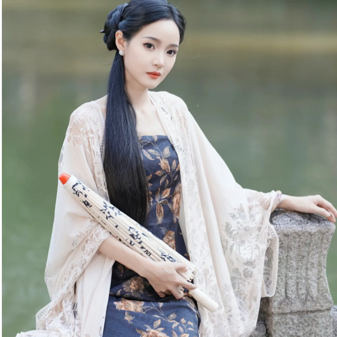 流苏蕾丝披肩配旗袍外搭2025春夏新款薄款开衫古风款百搭防晒披肩