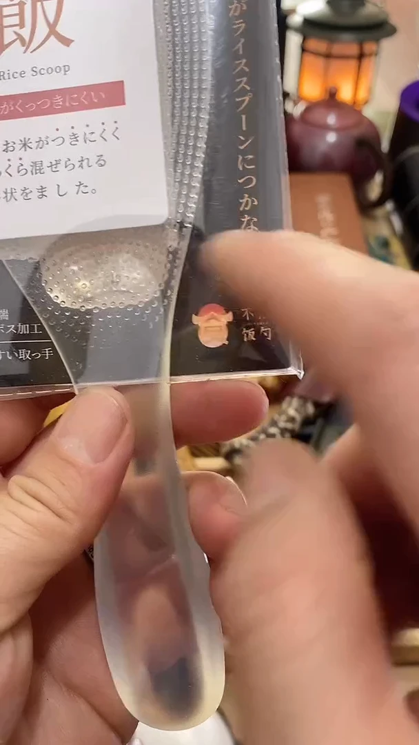 瓷片闪购商品  如图所示