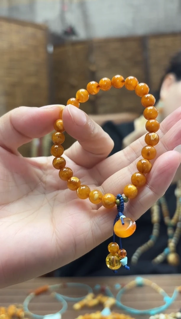 裸石琥珀未镶嵌手串