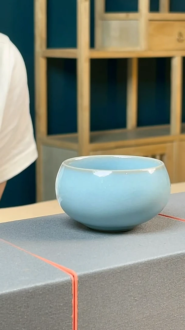 便携款瓷小禅定杯天青釉色