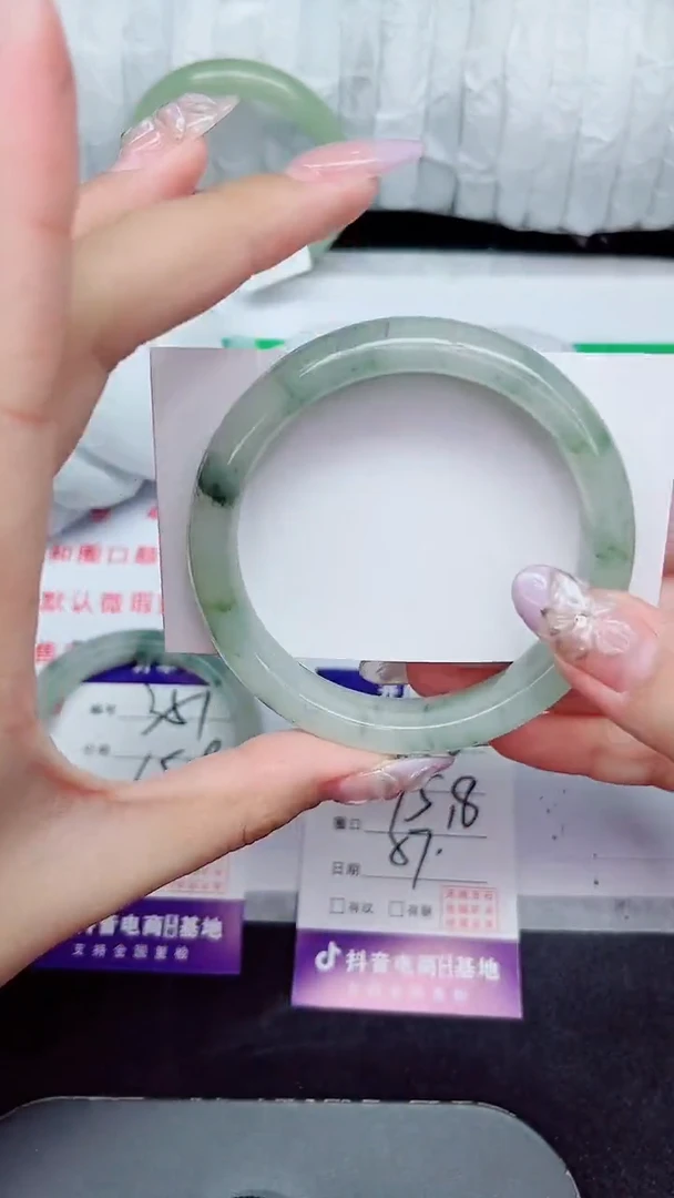 未镶嵌手镯石英质玉352-57/58