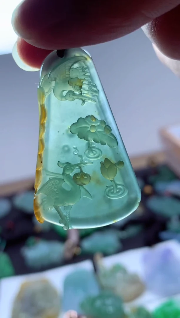 翡翠未镶嵌颈饰天然翡翠