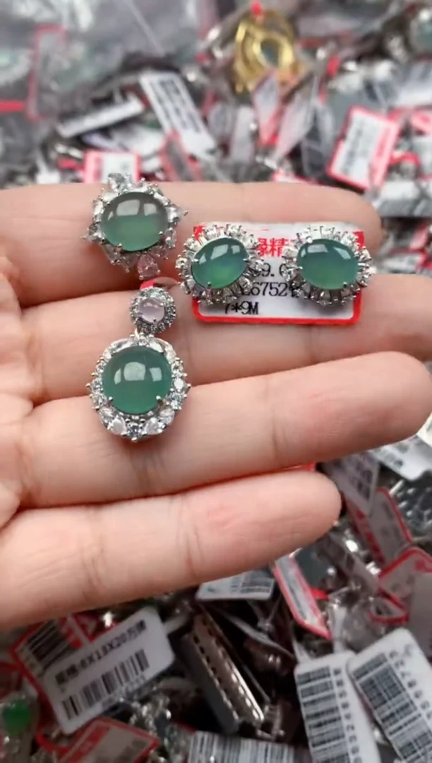 银S925镶嵌戒指翡翠天然A货缅甸翡翠