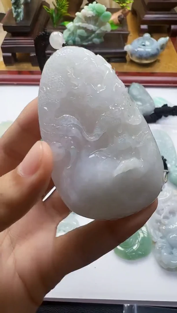 吊坠(不含链)未镶嵌翡翠1