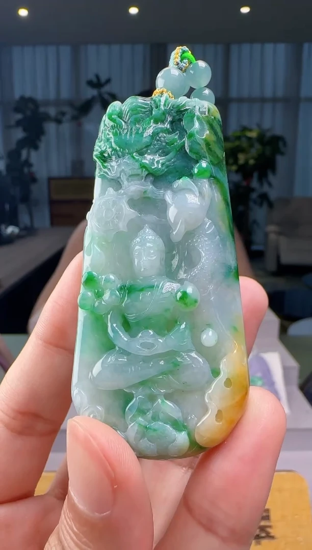 翡翠未镶嵌吊坠(赠链)XM@@960Q7J03997