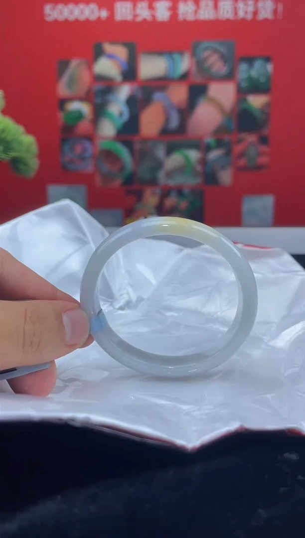 翡翠手镯（贵妃镯）未镶嵌手镯15