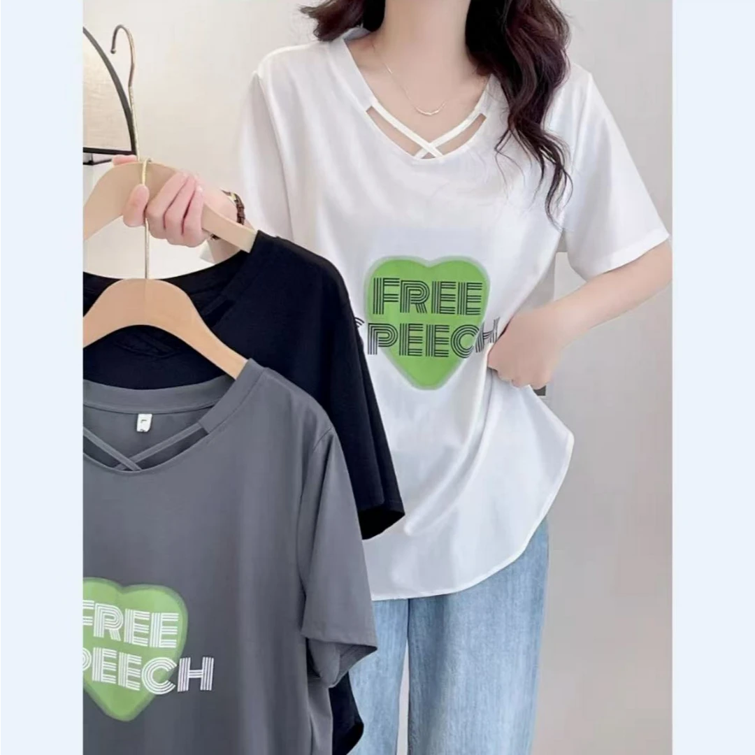 大码女装2025新款胖妹妹洋气显瘦宽松百搭交叉V领时尚印花短袖t恤