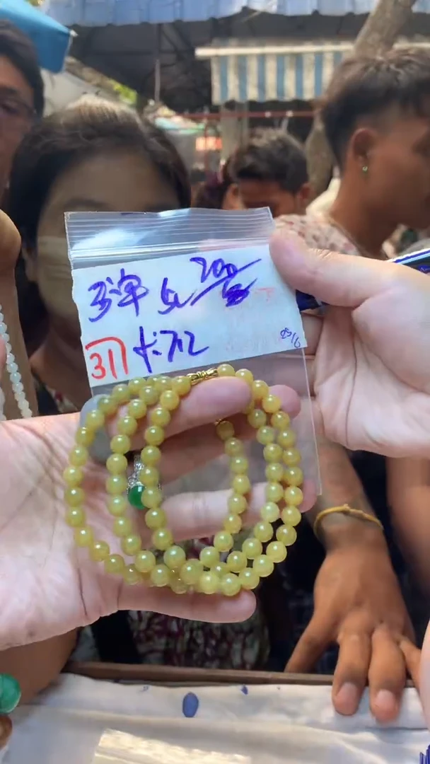 定制翡翠未镶嵌天然缅甸翡翠A货多样性