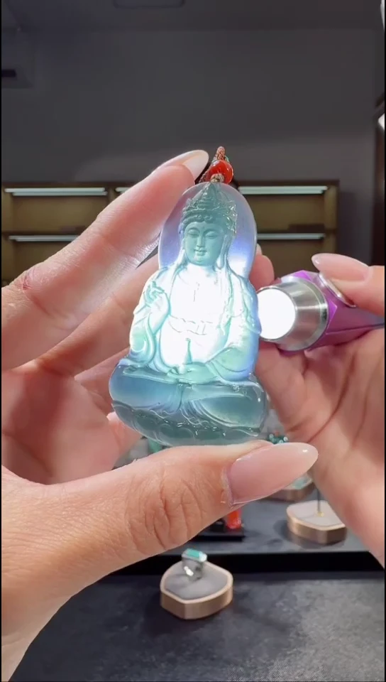 吊坠(不含链)未镶嵌翡翠观音