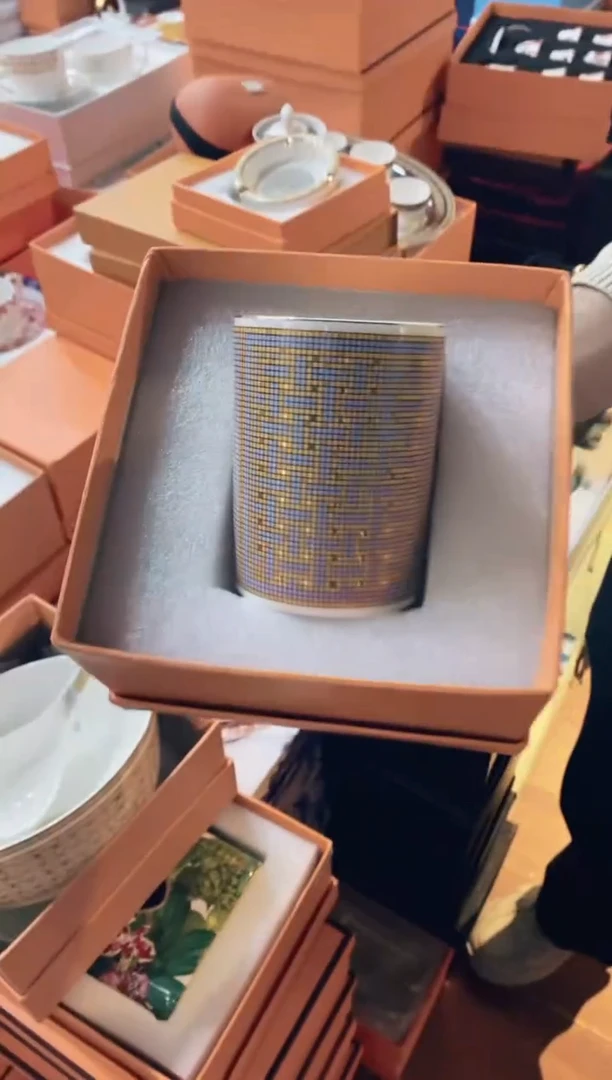 【闪购商品】杯鸿辉家品牌瓷器，京东包邮！