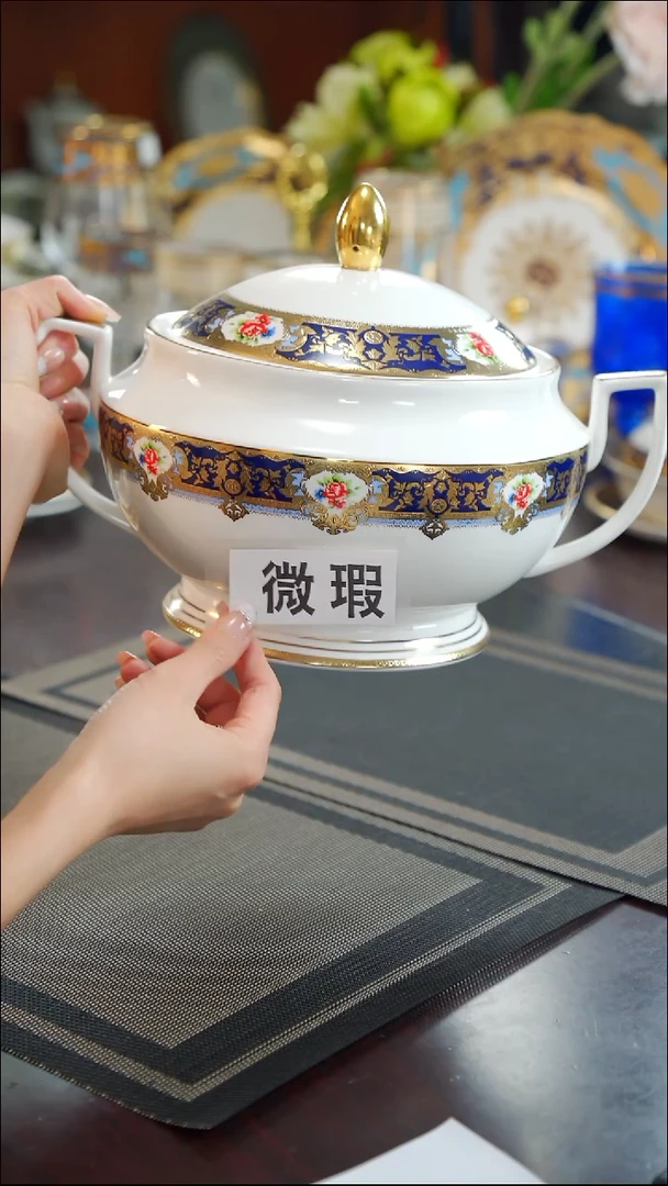 瓷片品锅 1个