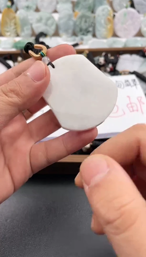 颈饰未镶嵌翡翠25/12/26/.3