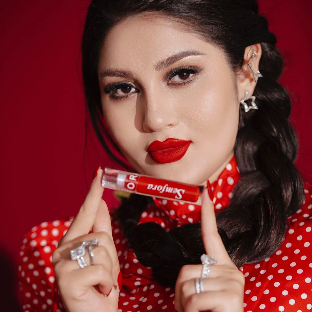 Semfora锁色哑光持久唇釉哑光唇釉【新疆包邮】