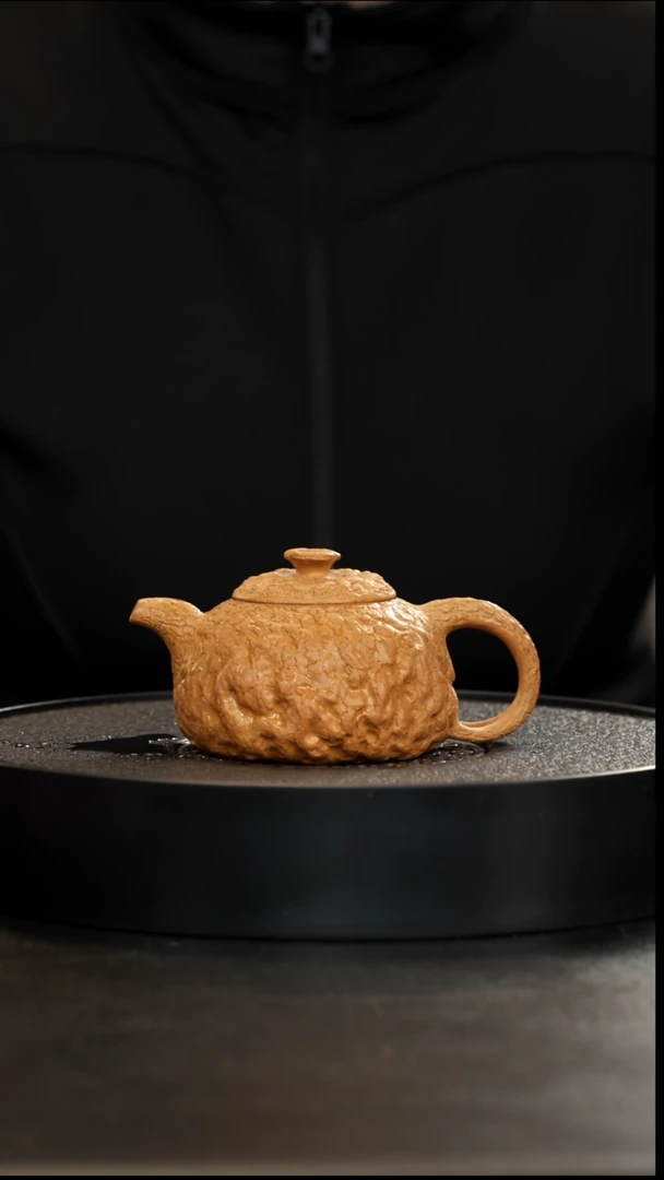 茶壶紫砂全手工老宕口黄金段供春200cc