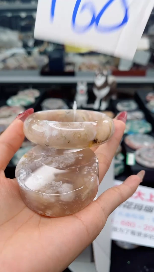 【闪购商品】石英质玉手镯未镶嵌58圈口（赠品镯心）1795681