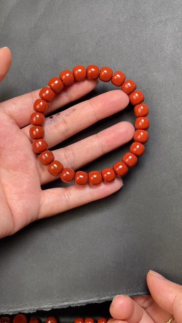 未镶嵌64南红玛瑙手串---9