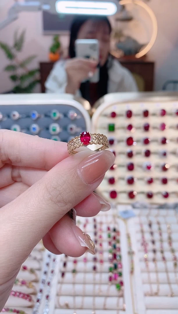 【闪购商品】红宝石18K金戒指18K金镶嵌1