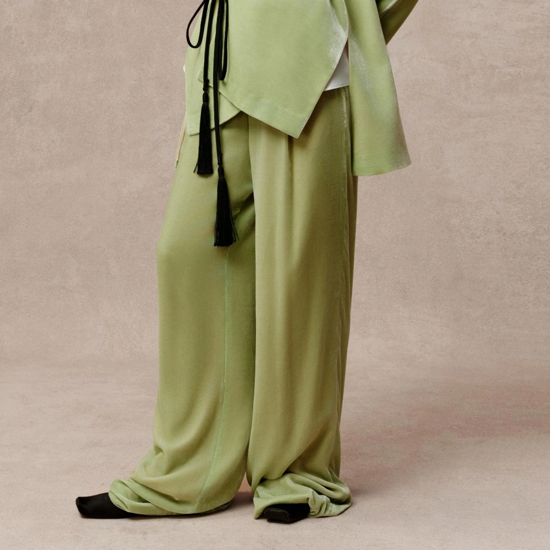 【顾文婷推荐】玉琼国风26 秘色真丝丝绒阔腿长裤 J26S1117