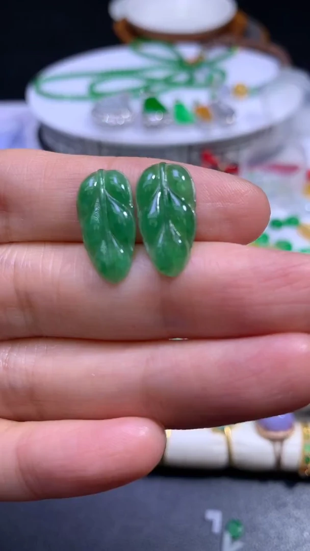 未镶嵌定制翡翠 叶子一对