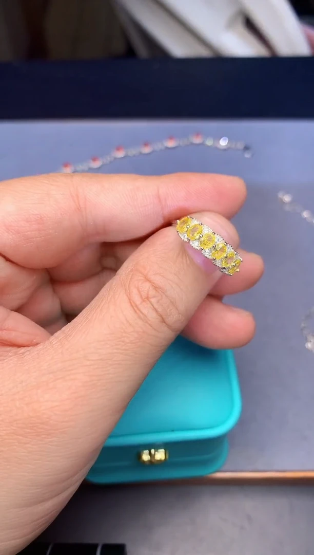 【闪购商品】蓝宝石戒指银S925镶嵌........