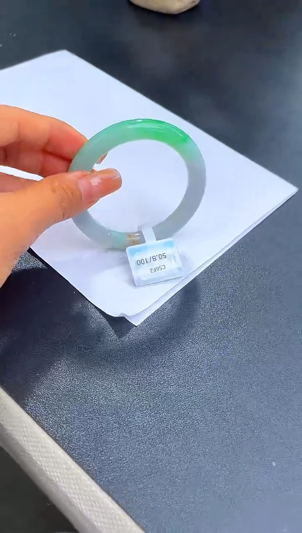 未镶嵌手镯翡翠退货标签需完好-100