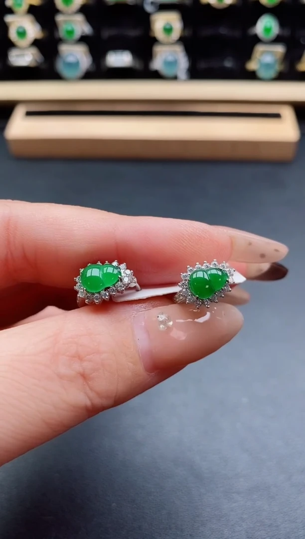 银S925镶嵌戒指翡翠1