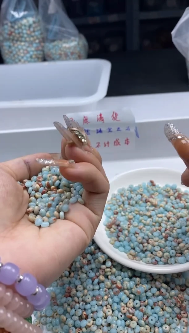 玛瑙/玉髓颈饰未镶嵌w2257寿山石算盘4*2mm*100颗