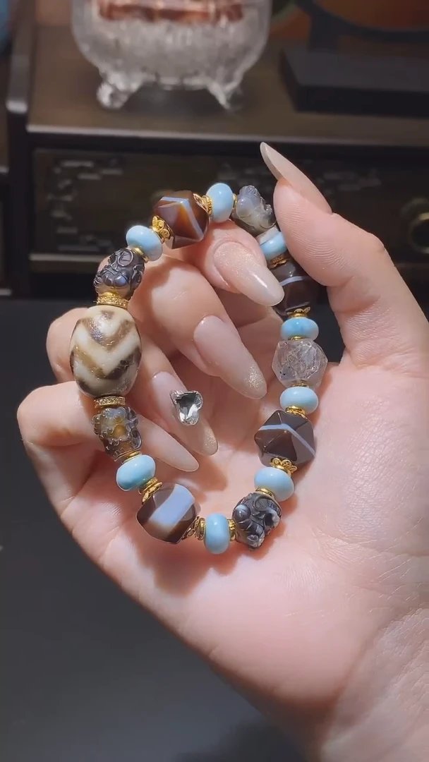 【闪购商品】玛瑙/玉髓手串未镶嵌双水纹手串