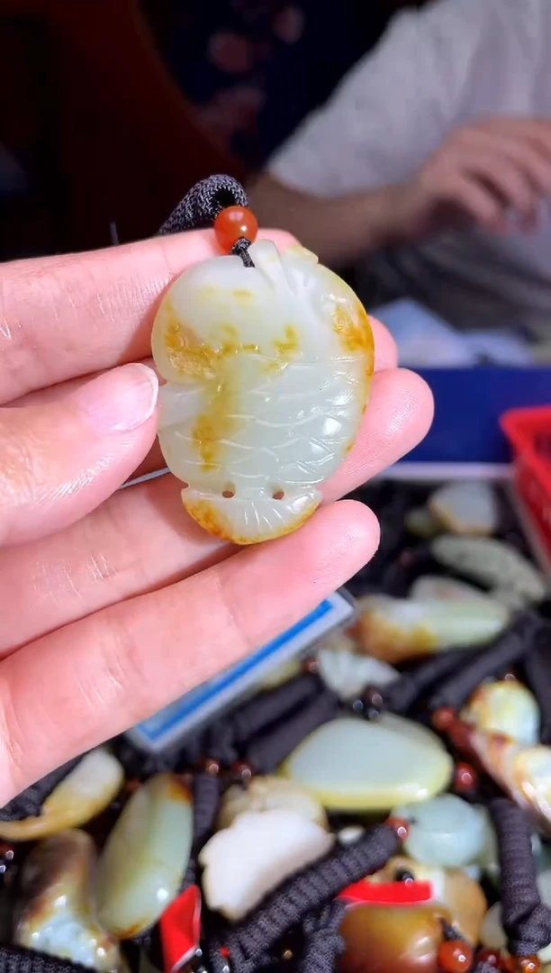 和田玉未镶嵌挂件1