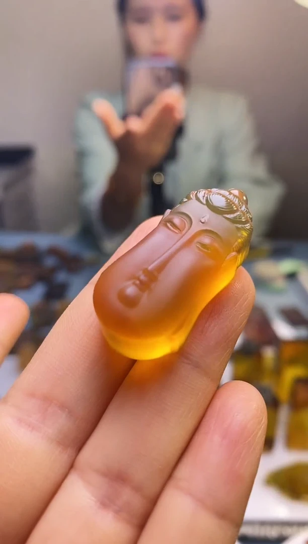 未镶嵌颈饰琥珀SN39-66（有福气·佛脸）