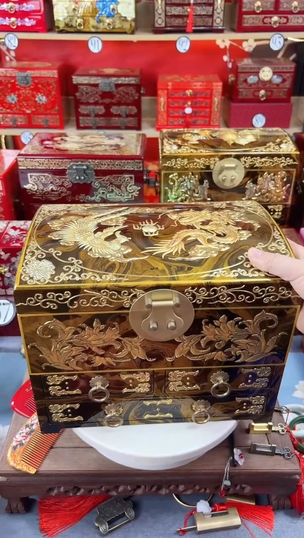 小*30厘米四层三抽漂漆沥粉堆鼓铜扣平安富贵