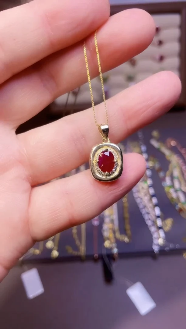 【闪购商品】红宝石颈饰银S925镶嵌一条