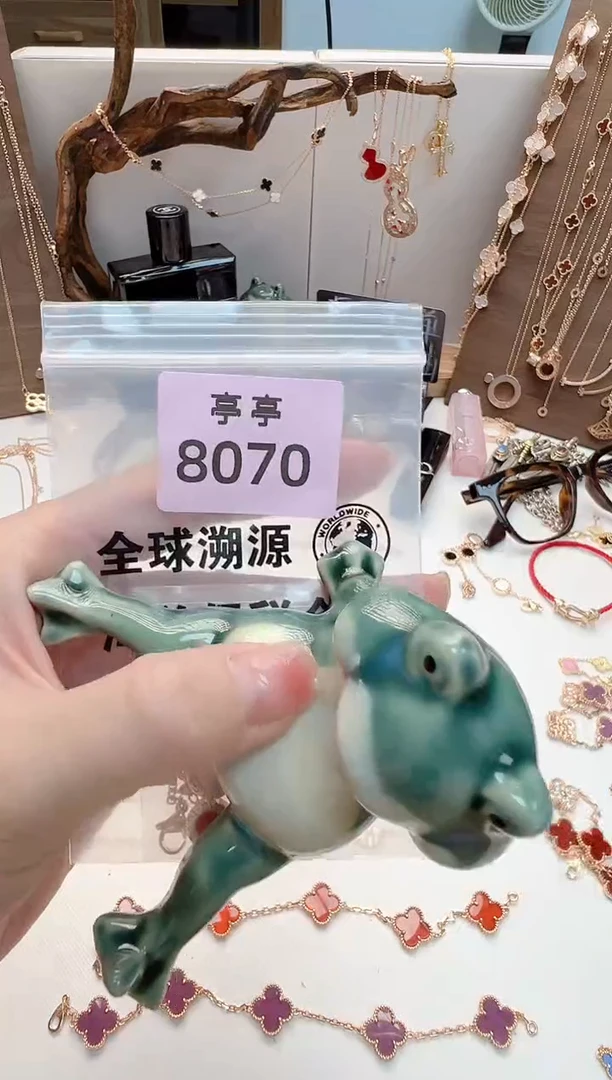 周*华禄甄选阁亭亭总铺