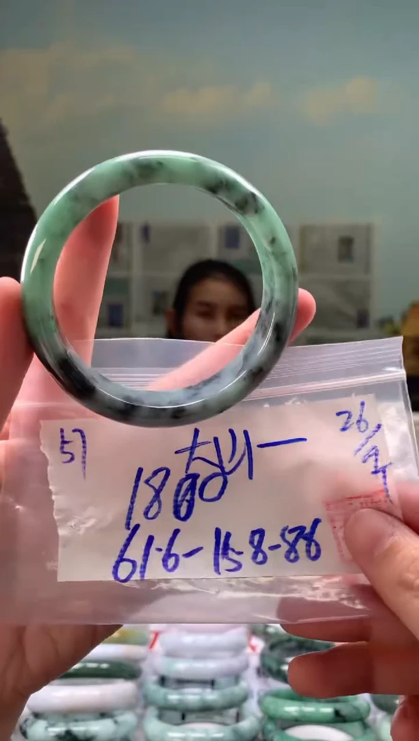 未镶嵌手镯翡翠大*翡翠手镯 下单联系小耳机#57