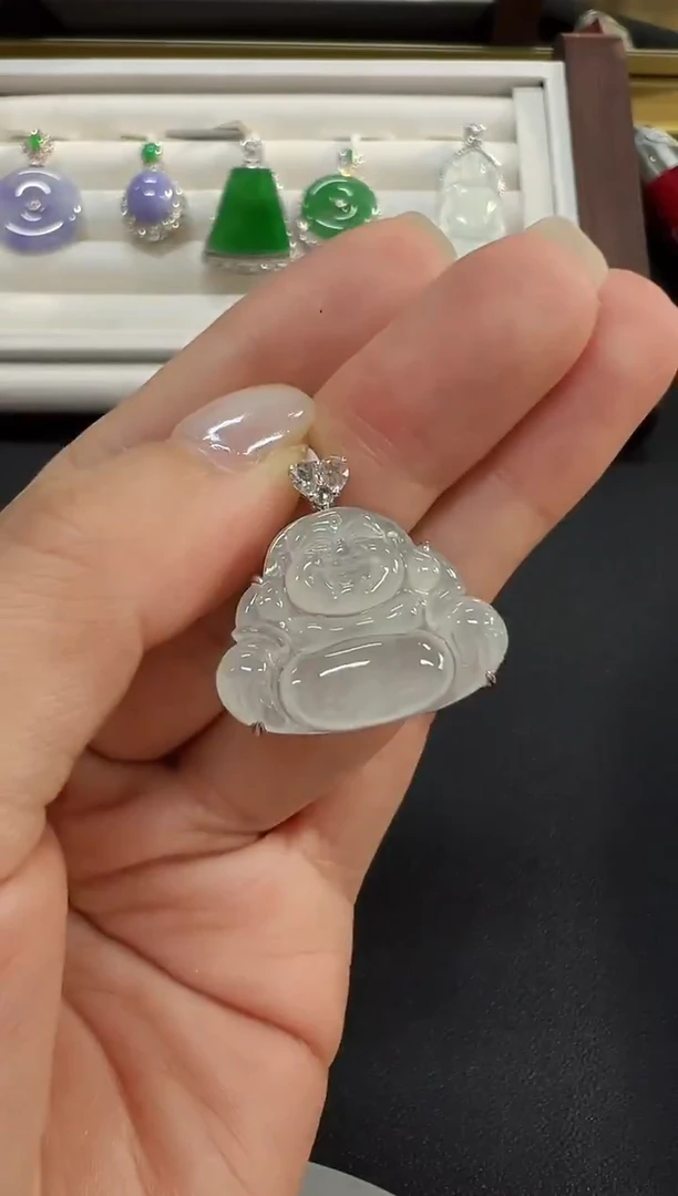 颈饰18K金镶嵌翡翠KXHM1212-013