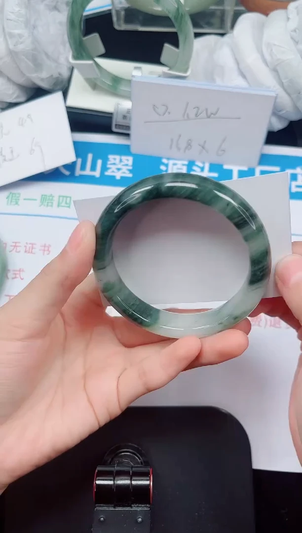 未镶嵌手镯石英质玉114-56/57/58